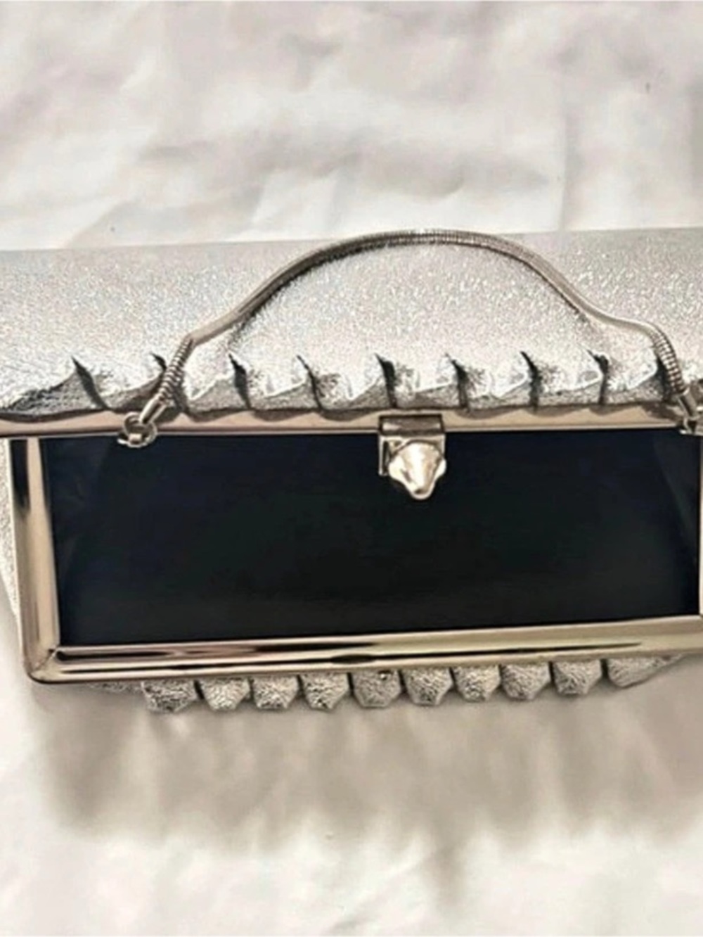 Metallic Frame Clutch in Silver Like New